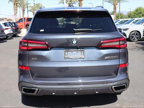 2022 BMW X5 M50i