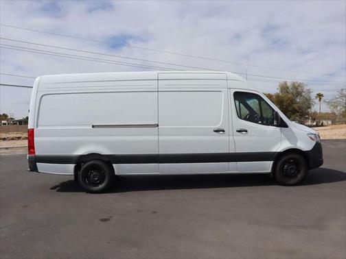 2025 Mercedes-Benz Sprinter 2500 High Roof