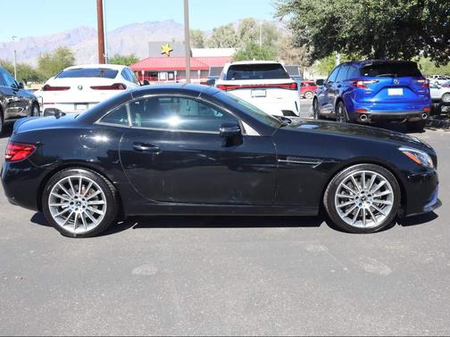 2017 Mercedes-Benz SLC 300 SLC 300
