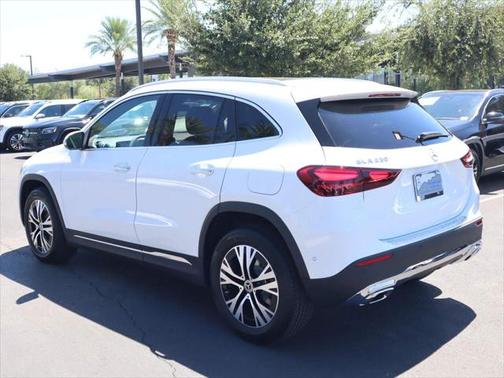 2025 Mercedes-Benz GLA 250 Base