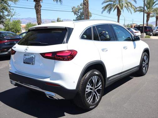 2025 Mercedes-Benz GLA 250 Base
