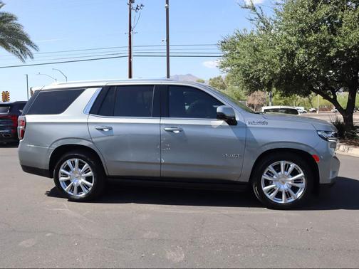2024 Chevrolet Tahoe 4WD High Country