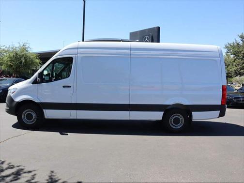 2025 Mercedes-Benz Sprinter 2500 High Roof
