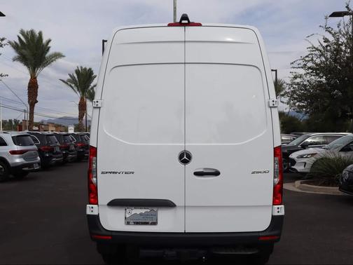 2025 Mercedes-Benz Sprinter 2500 Standard Roof