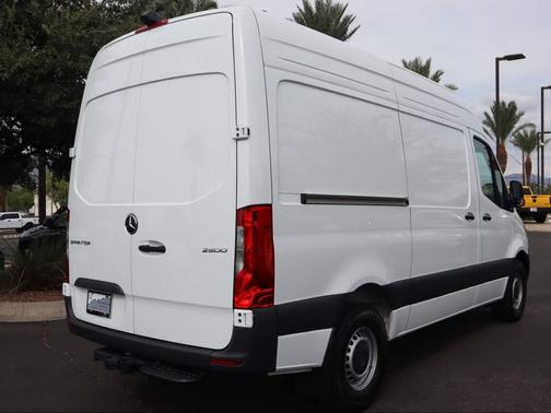 2025 Mercedes-Benz Sprinter 2500 Standard Roof