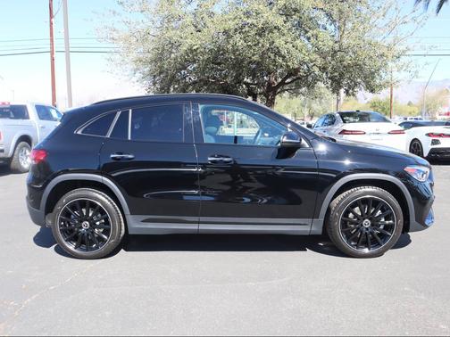 Night Black 2023 Mercedes-Benz GLA 250