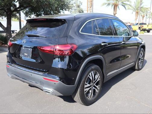 2025 Mercedes-Benz GLA 250 4MATIC