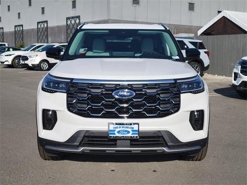 2025 Ford Explorer Platinum