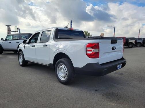 2025 Ford Maverick XL