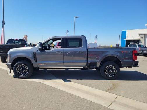 2026 Ford F-250 Platinum