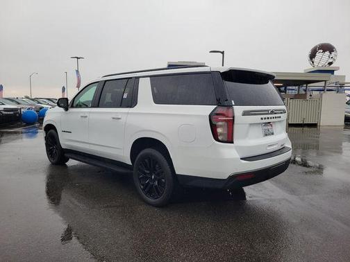 2021 Chevrolet Suburban RST