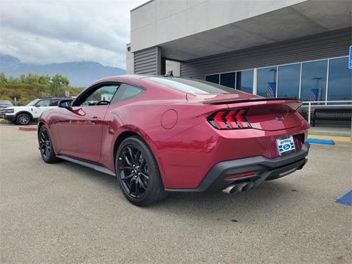 2025 Ford Mustang 