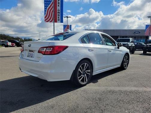 2017 Subaru Legacy 2.5i Sport