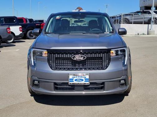 2025 Ford Maverick Lobo Standard