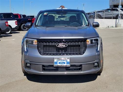 2025 Ford Maverick Lobo Standard