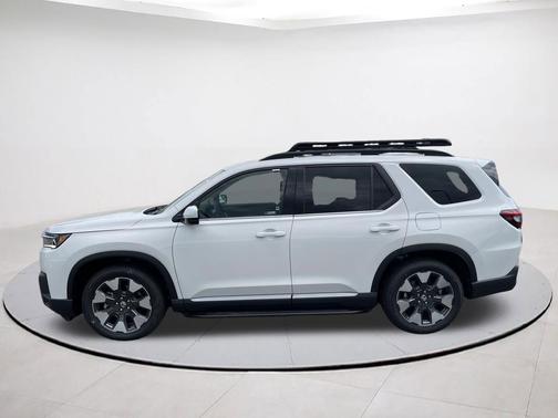 Platinum White Pearl 2026 Honda Pilot Elite