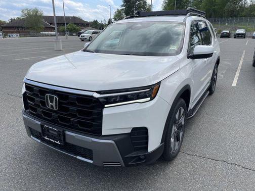 Platinum White Pearl 2026 Honda Pilot Elite