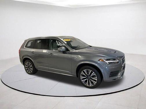 2020 Volvo XC90 T5 Momentum