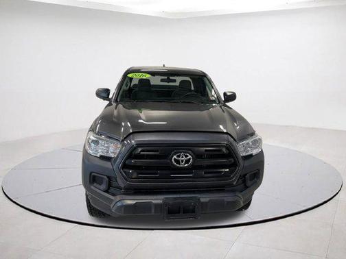 2016 Toyota Tacoma SR