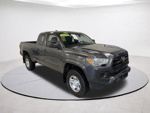 2016 Toyota Tacoma SR