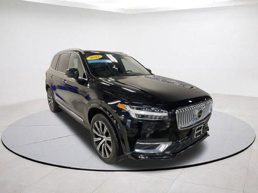 2022 Volvo XC90 T6 Inscription