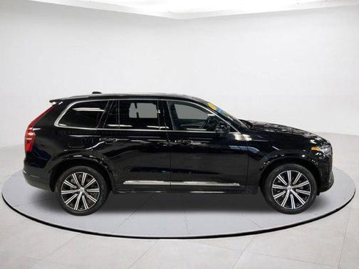 2022 Volvo XC90 T6 Inscription