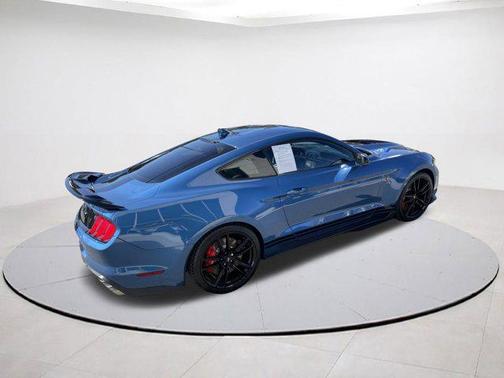 2020 Ford Shelby GT500 Base