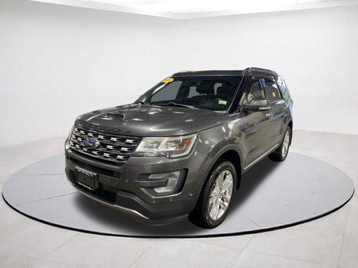 White Platinum Metallic Tri-Coat 2017 Ford Explorer Limited