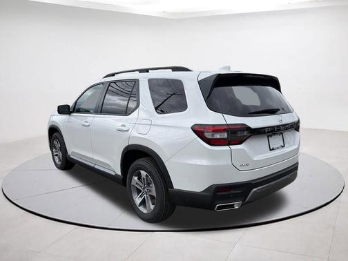 Platinum White Pearl 2026 Honda Pilot EX-L