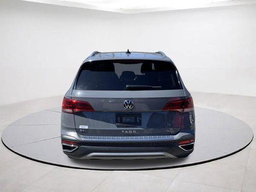2023 Volkswagen Taos 1.5T SEL