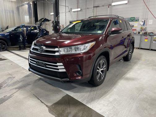 2018 Toyota Highlander LE