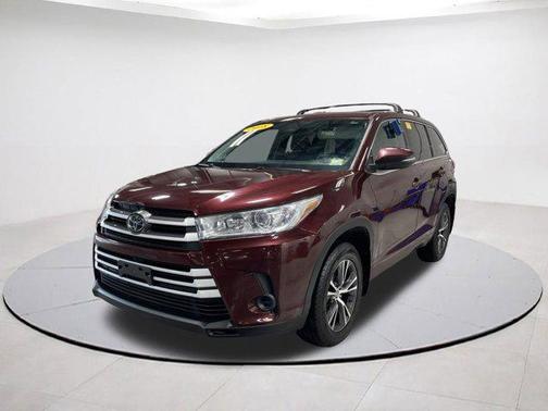 2018 Toyota Highlander LE