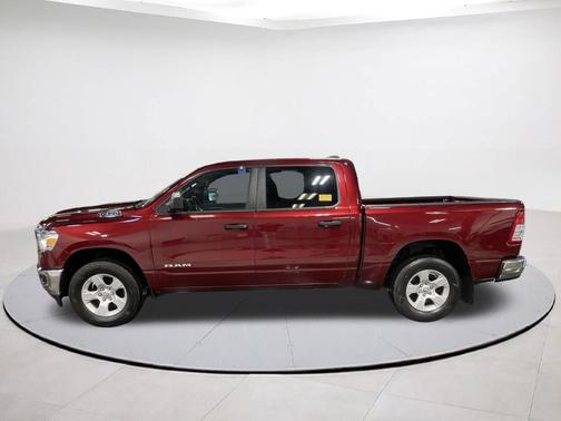 Delmonico Red Pearlcoat 2023 RAM 1500 Big Horn/Lone Star