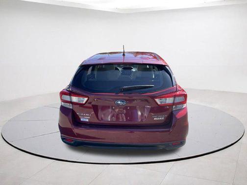 2017 Subaru Impreza 2.0i