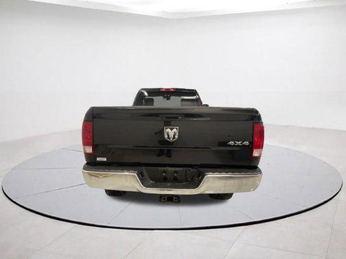 2018 RAM 2500 Tradesman Regular Cab 4x4 8' Box