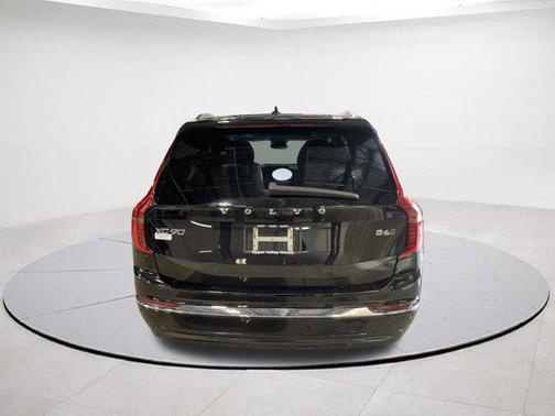2025 Volvo XC90 B6 Plus 7-Seater