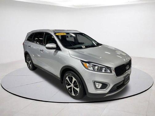 2016 Kia Sorento EX