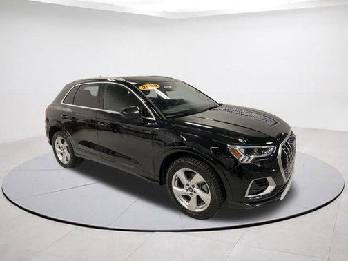 2022 Audi Q3 40 Premium Plus