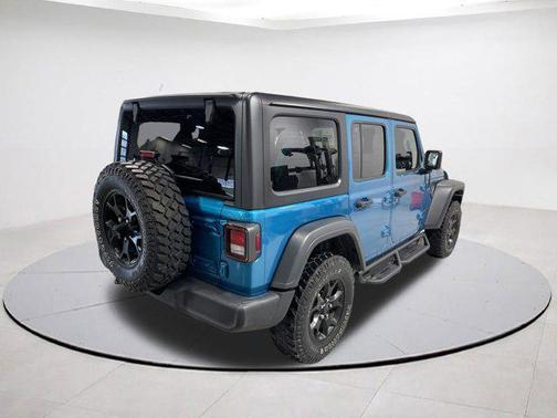 2020 Jeep Wrangler Unlimited Willys 4X4