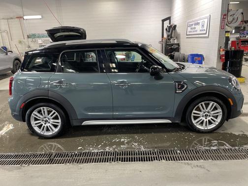 Sage Green Metallic 2024 MINI Countryman Cooper S ALL4