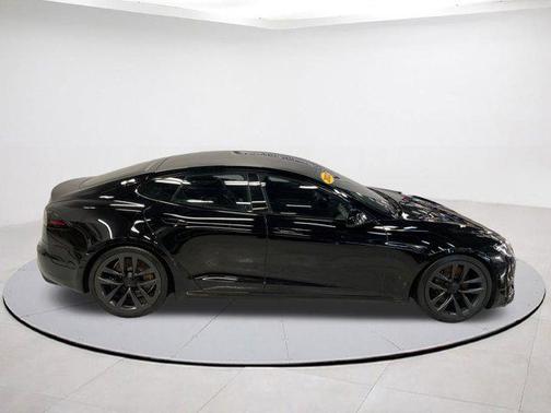 2022 Tesla Model S Base