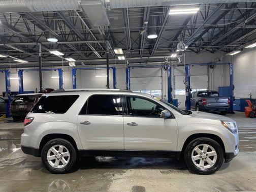 2013 GMC Acadia SLE-2