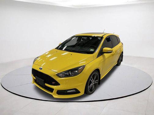 2018 Ford Focus ST