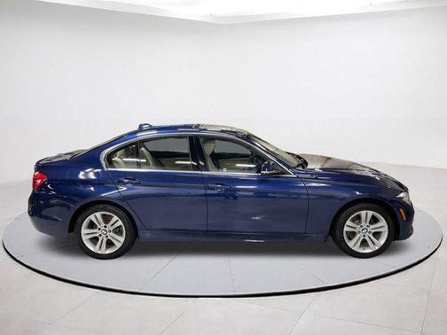 2018 BMW 330 xDrive