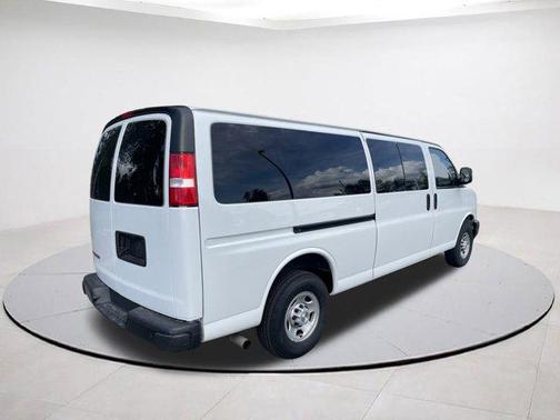 2023 Chevrolet Express 3500 RWD 3500 Extended Wheelbase LS