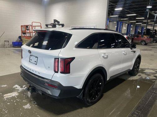 2021 Kia Sorento S