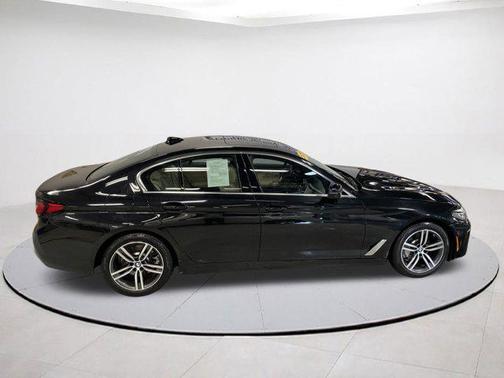 2022 BMW 530 i xDrive