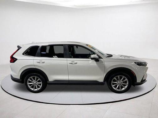 Platinum White Pearl 2023 Honda CR-V