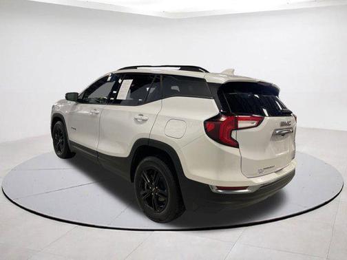 2022 GMC Terrain AWD AT4
