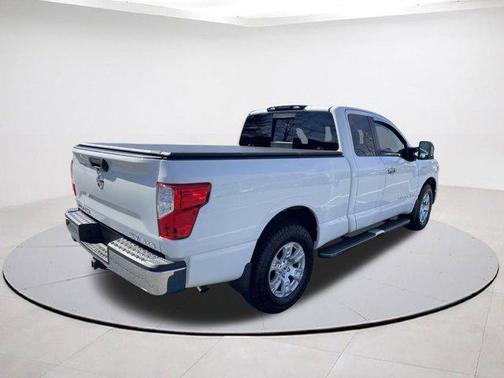 2019 Nissan Titan SV